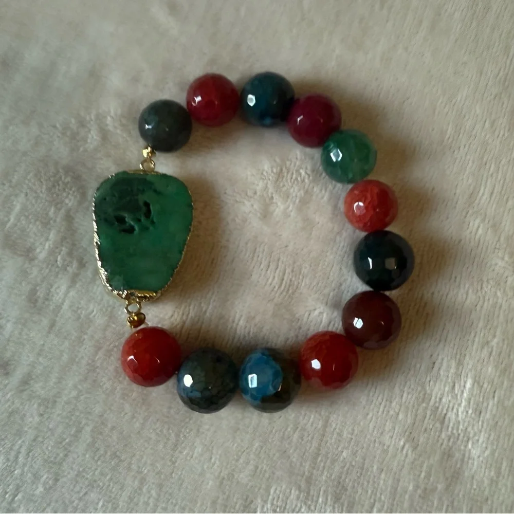 Elegant Multicolor Beaded Bracelet
